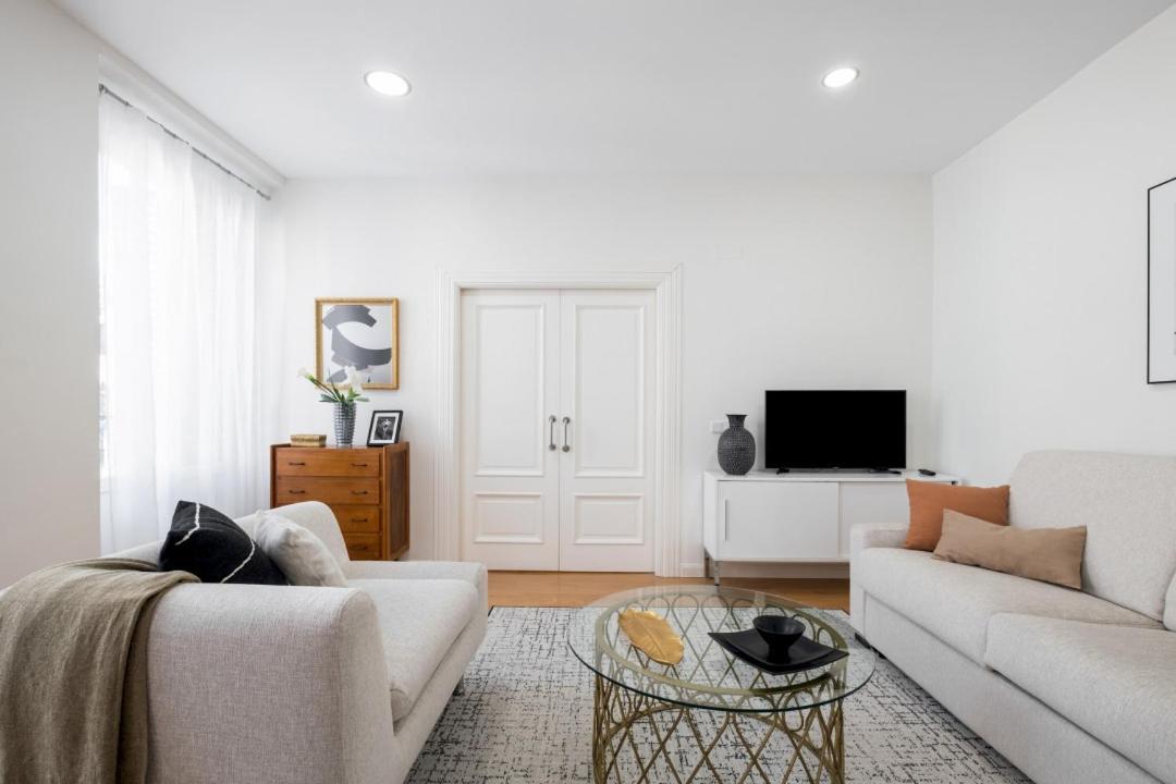 1 Bedroom 1 Bathroom Furnished - Sol - Bright Refurbished - Mintystay Madrid Ngoại thất bức ảnh