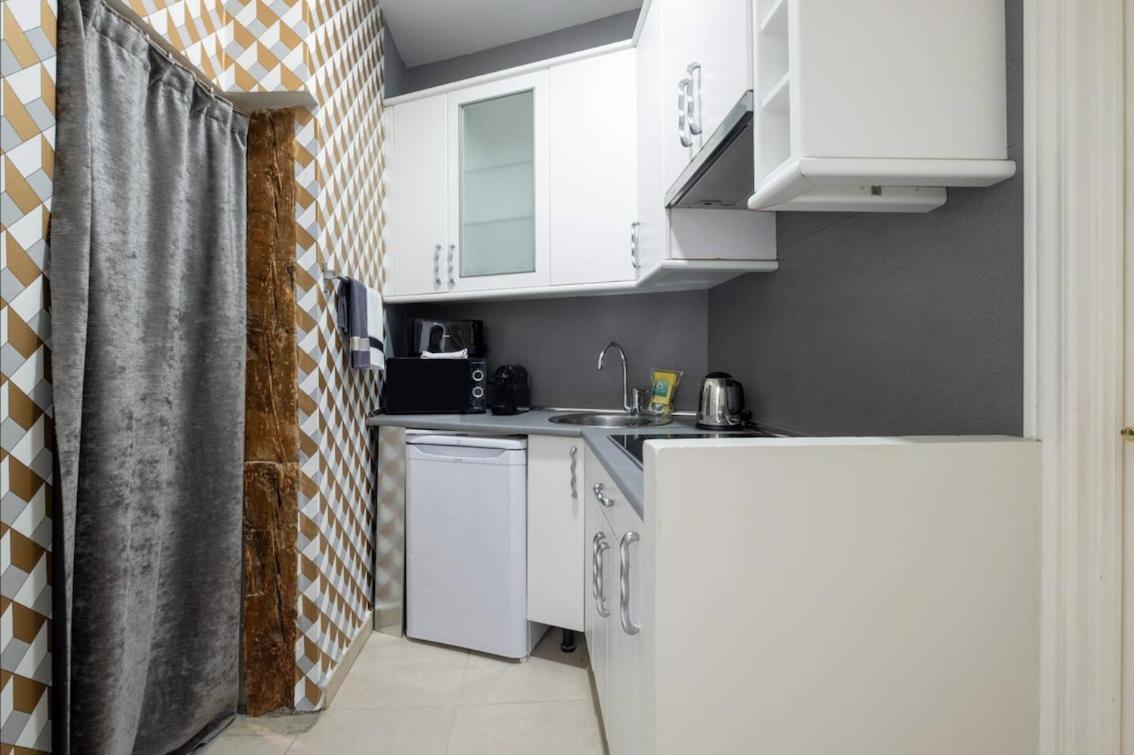 1 Bedroom 1 Bathroom Furnished - Sol - Bright Refurbished - Mintystay Madrid Ngoại thất bức ảnh