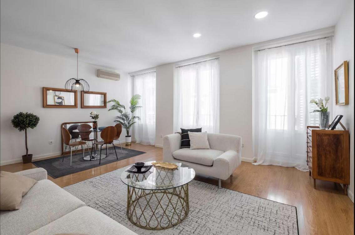1 Bedroom 1 Bathroom Furnished - Sol - Bright Refurbished - Mintystay Madrid Ngoại thất bức ảnh